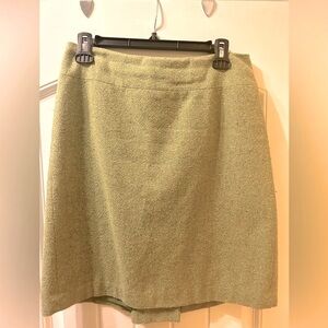 Ladies’ Skirt